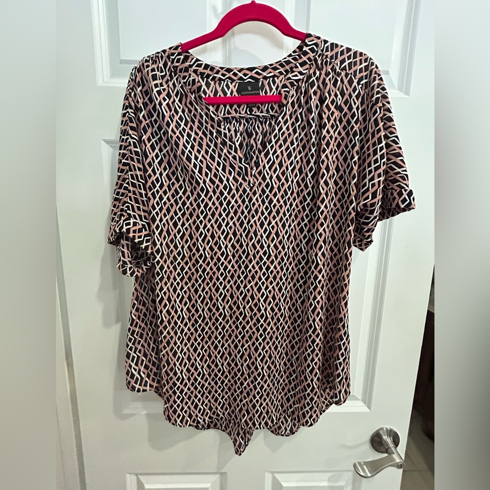 Worthington Black and Pink Diamond Print Blouse